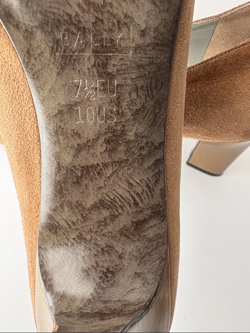 Bally Vintage Women's Tan Suede Flats with Leather Cap-Toe Size 10
